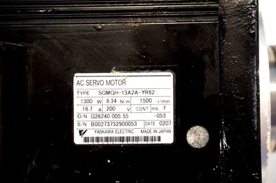 USED YASKAWA SGMGH-13A2A-YR62 SERVO MOTOR 1300 W. 16.7 A 200V. SGMGH13A2AYR62