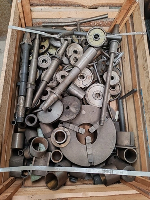 KOMSOMOLETZ Gear Hobber, in good used condition