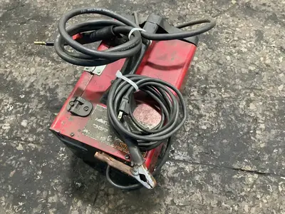 Used LINCOLN ELECTRIC WELDPAK 140 HD Welding Machinery (Other) Ohio US | HGR 24 #1460633