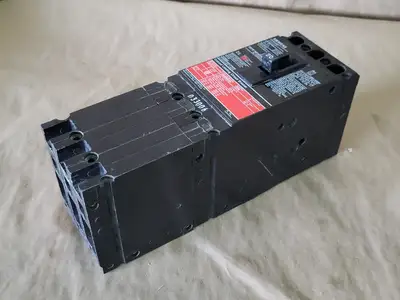 New | in-Stock SIEMENS CED63B020 Switchgears British Columbia CA | Lenmark #239283