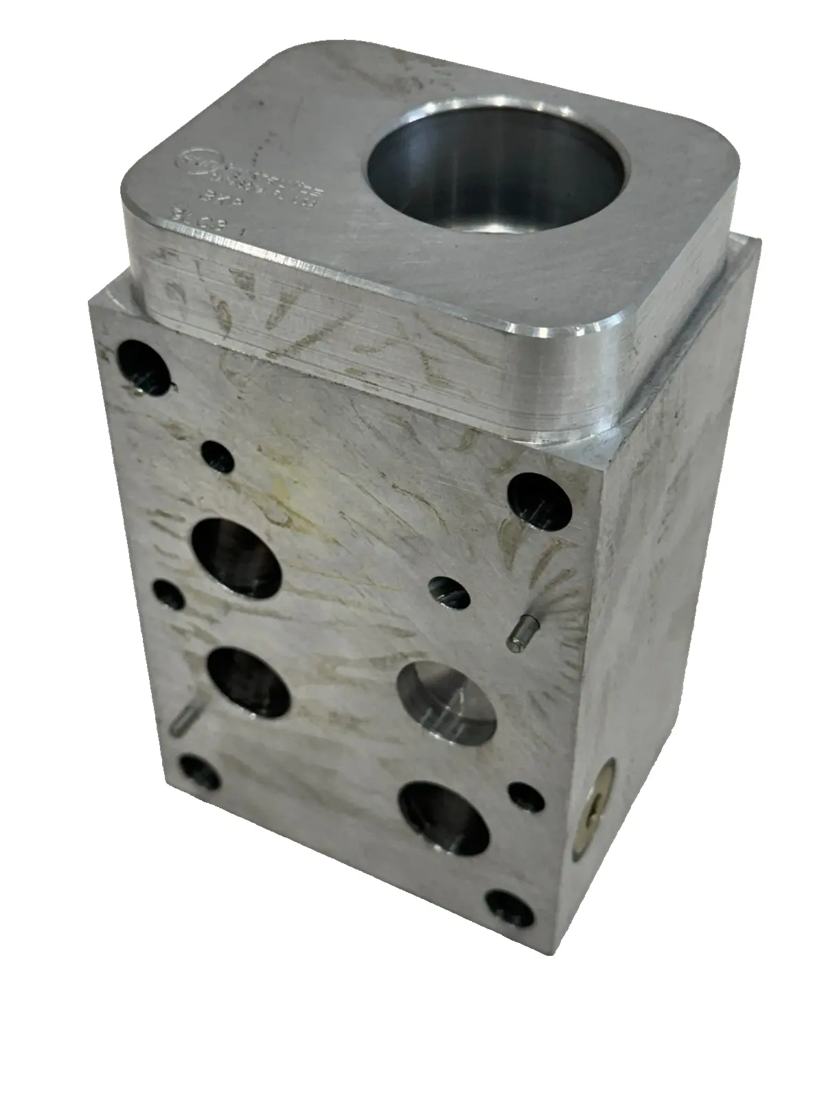NEW SUN HYDRAULICS BKP SANDWICH VALVE 9LC3
