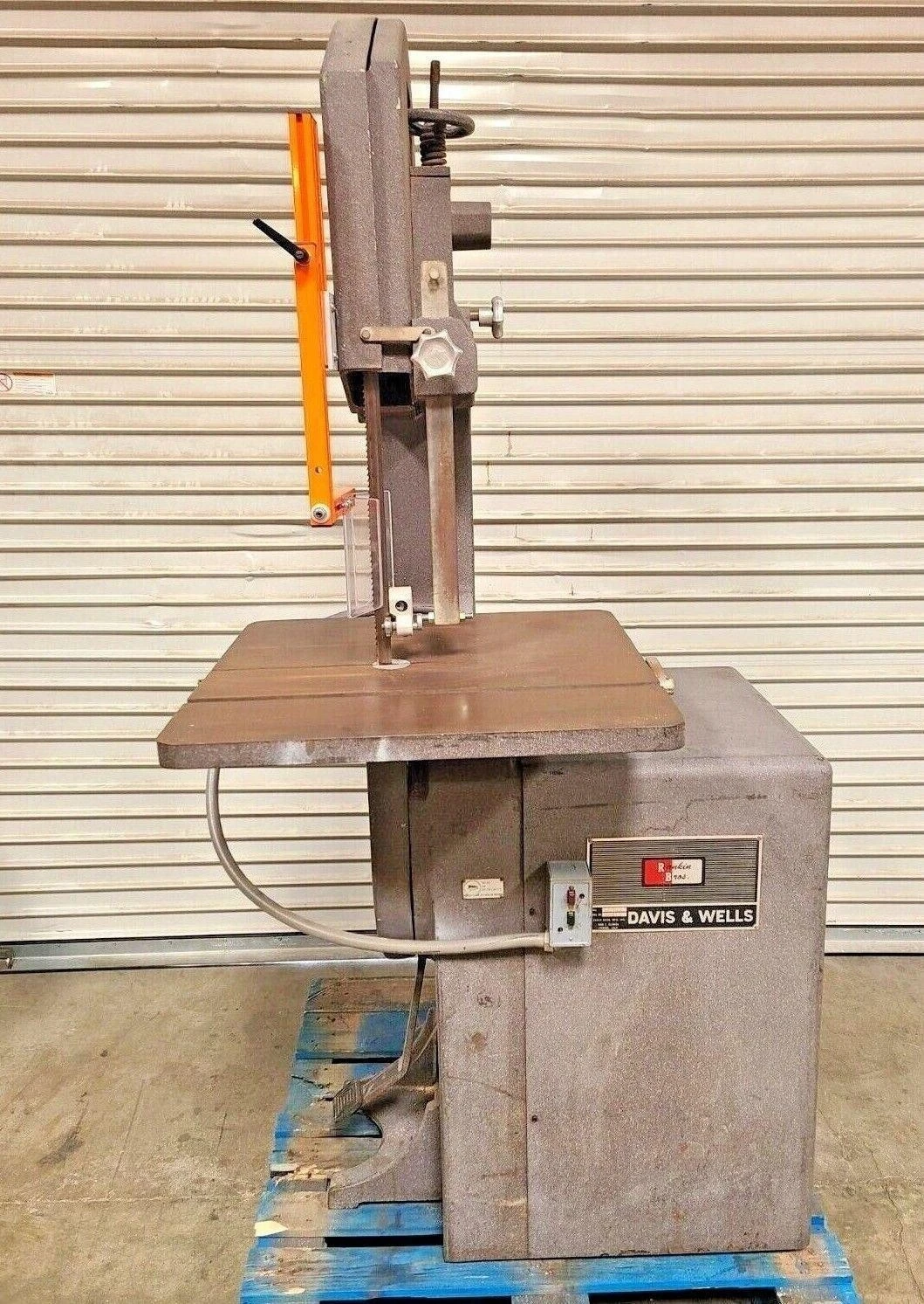 USED Davis and Wells DB-20-64