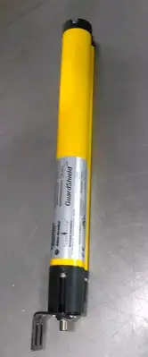 Allen Bradley RAK0320YD Ser A Rev B GuardShield Safety Light Curtain Loc4E34