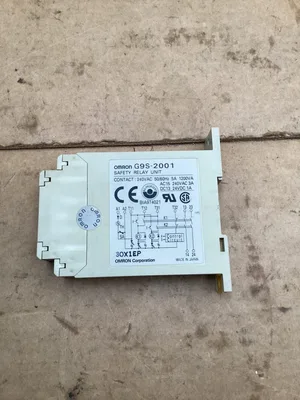 Omron Corporation G9S-2001 Safety Relay Unit; 24vdc