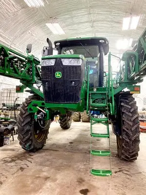 USED 2015 JOHN DEERE R4045