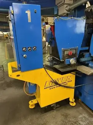 USED CINCINNATI MILACRON 220-8