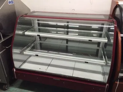 75-0275 Hussmann Q3-BC-N 60” Curved Glass Full Service Dry Bakery Case