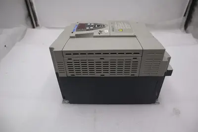 NEW SCHNEIDER variable speed drive ATV71HD11N4Z 15 HP STOCK 2313-C