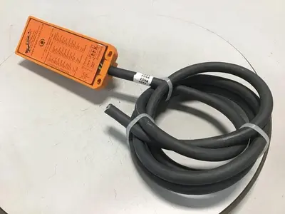 USED LUMBERG ASBV8/LED 5-242/10M