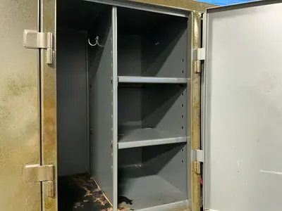 Used STRONG HOLD _UNKNOWN_ Cabinets Ohio US | HGR 24 #1357950