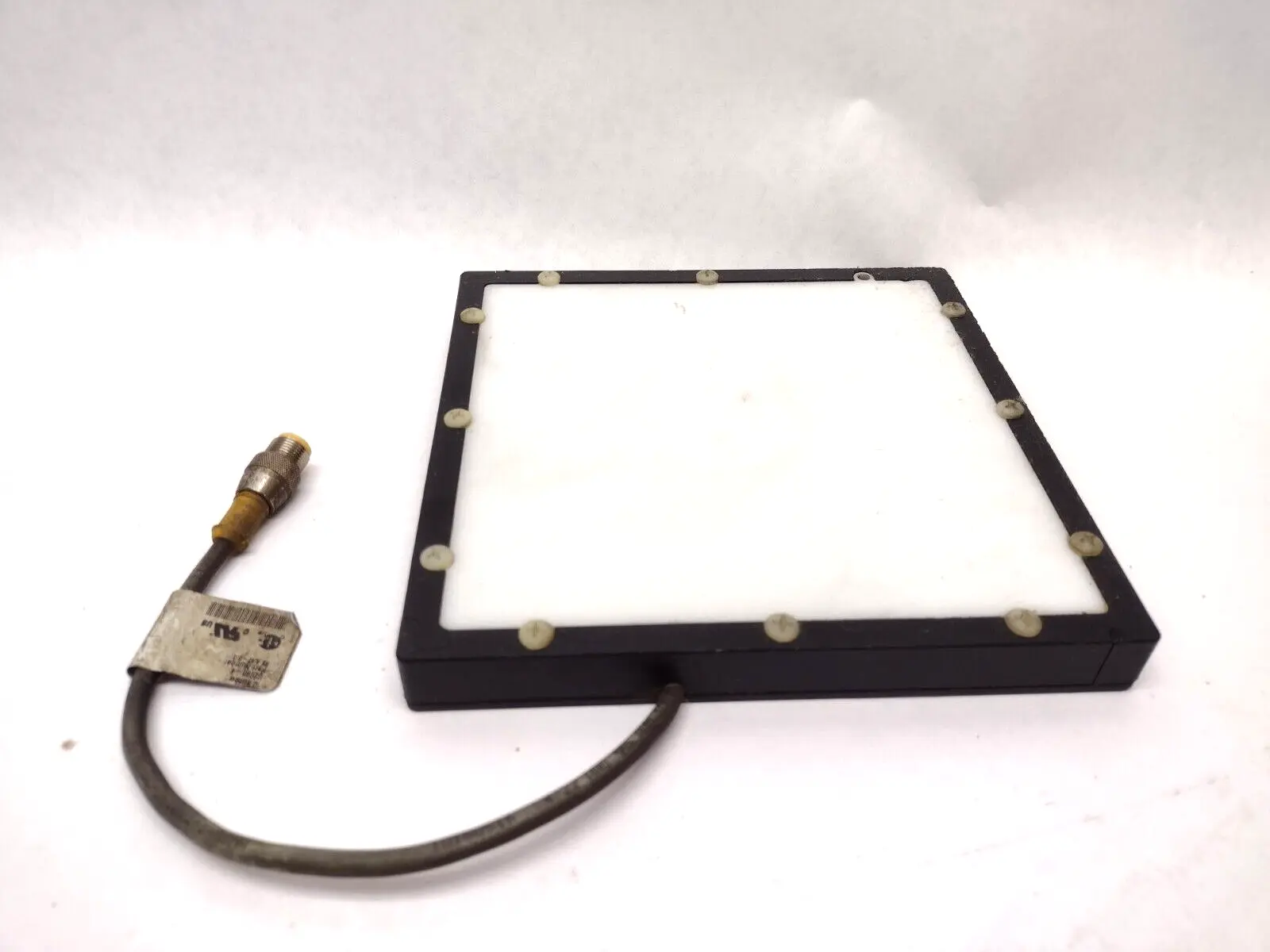 Used Spectrum Illumination 6″ x 6″ Back Light with Red LEDs and6 Inch Cable Light Source Equipment Michigan US | Maverick Industrial Sales #1396872