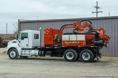 Used 2017 DITCH 2017 DITCH WITCH FXT65 - 800 GALLON Hydro Excavators Florida US | HDD Broker #1346718