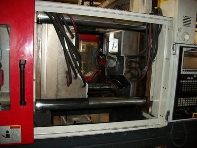 USED 2003 CINCINNATI MILACRON
