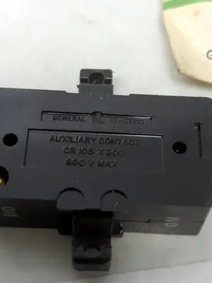 New | in-Stock GE CR105X300P Miscellaneous Equipment (Electrical & Power) | Surplus Asset Holdings #1189256