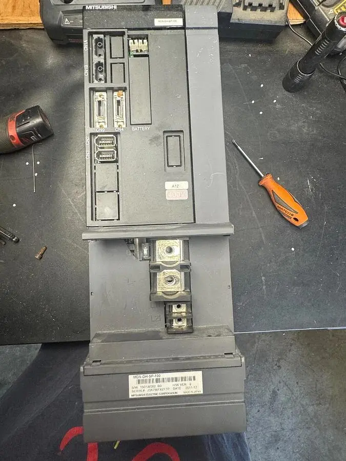 USED MITSUBISHI MDS-DH-SP-100