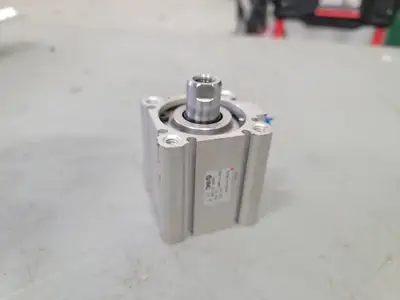 USED SMC NCQ2L40-25DZ