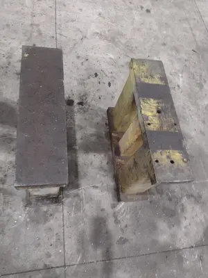 29.5" X 8" X 24" HIGH STEEL MACHINED PARALLEL BLOCKS, SET OF 2: STOCK #23742