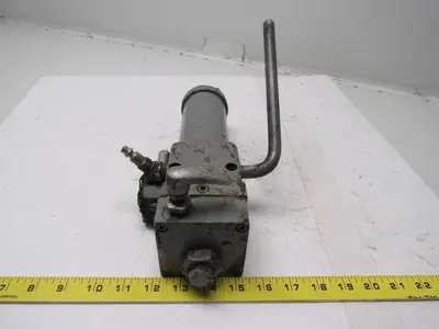 DP-1101-3 Pneumatic Machine Central Lubrication Pump