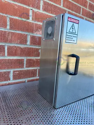 Used RITTAL STAINLESS STEEL STANDARD ENCLOSURE 19" X 19" X 8.5", 120V Electronics & Components California US | Equipment Lab #1453511