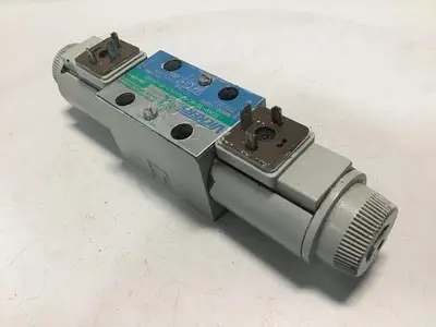 USED VICKERS DG4V3S6CMUHL760EN490