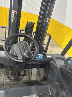 USED CAT 2EP11000