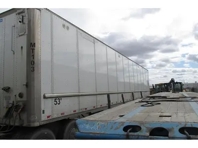 Used 2017 STOUGHTON 53 FT TANDEM Box Trailers Manitoba CA | Conquest Truck & Auto Sales #1421362