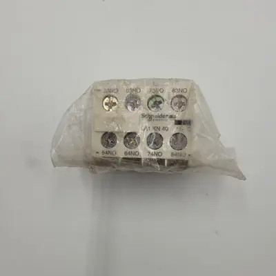 USED SCHNEIDER SCHNEIDER ELECTRIC CONTACT BLOCK LA1KN40