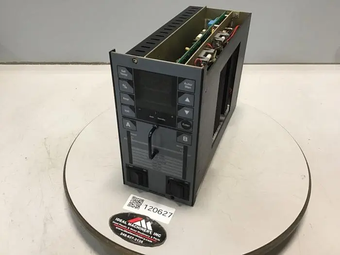 USED HUSKY 9152