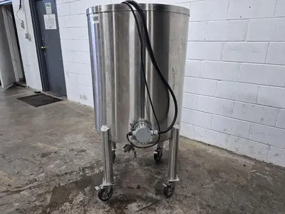 SS 100 Gallon Tank w/ Immersion Heater