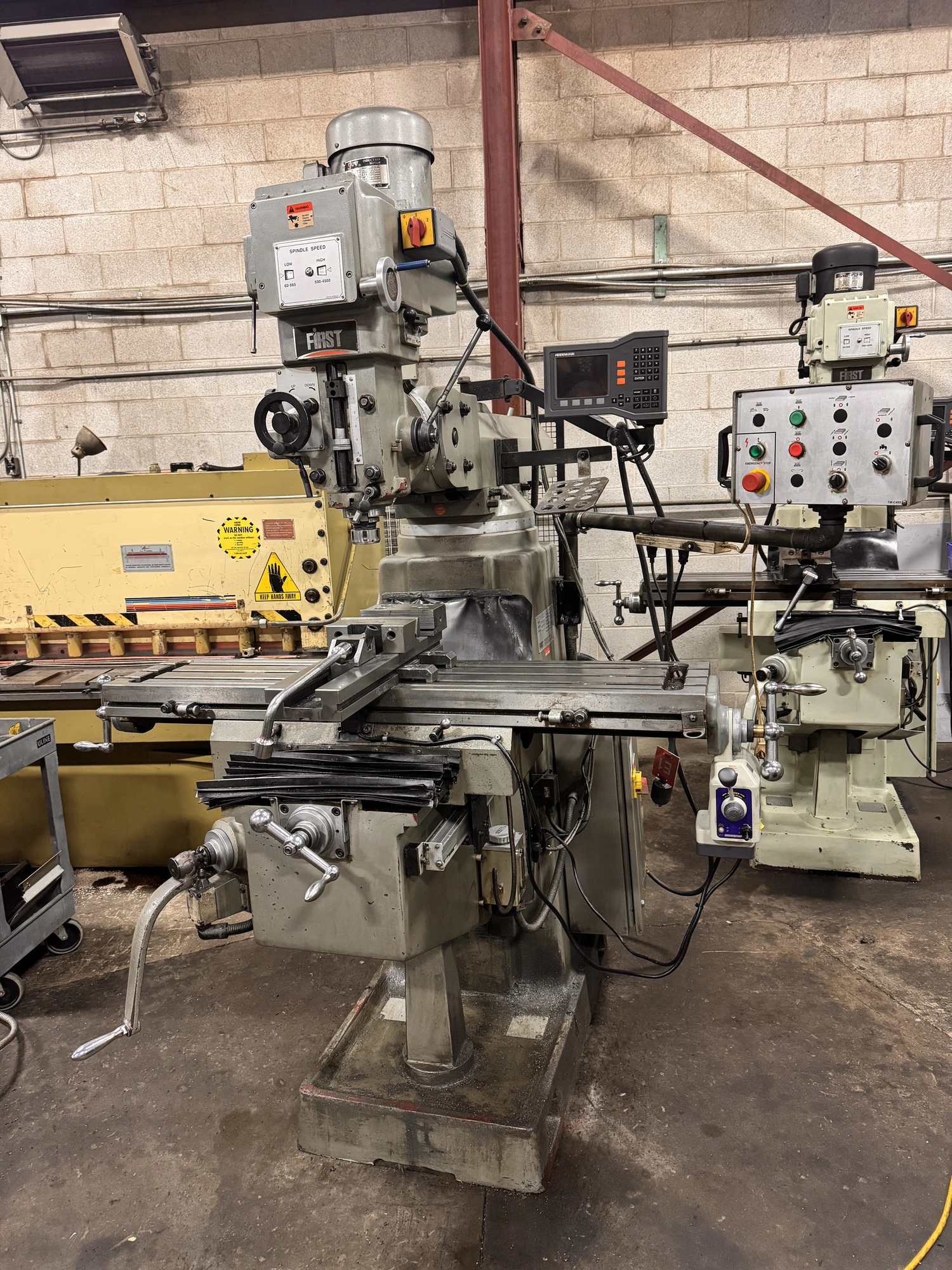 Used 2007 FIRST LC-185VSX-B Vertical Mills Ontario CA | Trader Machinery Inc #1503383