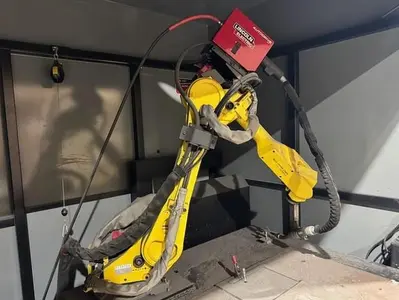 Used 2015 LINCOLN ELECTRIC AUTO-MATE 5 WITH FANUC ARC MATE 0IB ROBOTS AND R-30IB MATE CONTROL Robotic Welding Cells | Harbor Machinery Inc. #1283398