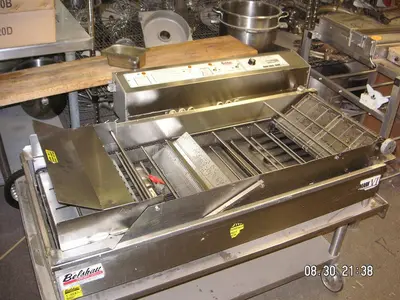 BELSHAW MARK VI Donut Robot | Harvest Equipment and Fabrication Inc (11)