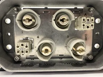 USED HARTING BASE PANEL HAN 48 HPR W/ X4 09110012651 MALE INSERT DAMAGED