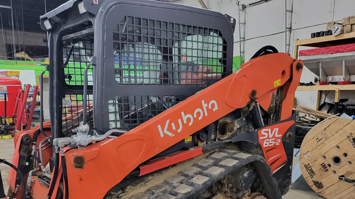 USED 2022 Kubota SVL65-2