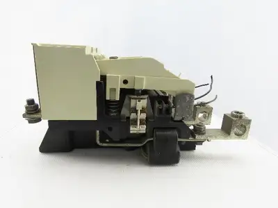 Westinghouse A200M5CXXZ1 Motor Control 3PH 220-230V 460V 575V Model J