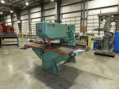 Strippit Fabricator Super 30/30 Single Punch Press 30 Ton 460V *No Foot Switch