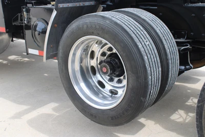 Used 2012 PETERBILT 389 Vacuum Truck Texas US | Roll Off Truck World #1491931