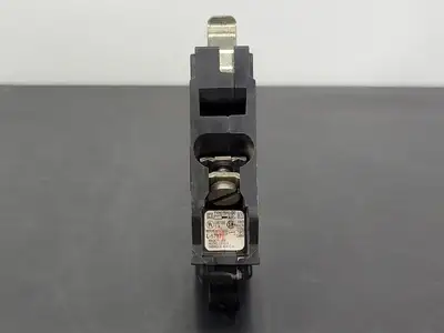 USED SQUARE D QO115