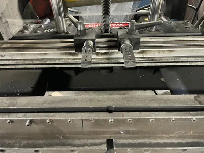 USED 1998 ACCURPRESS 7606