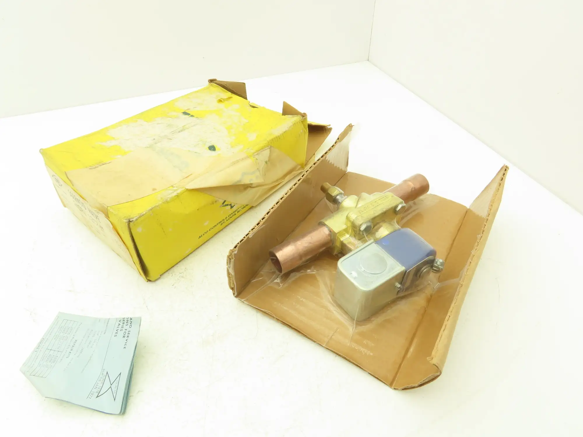 Alco Controls 240RA 12T7-M Refrigerant Solenoid Valve 7/8" ODF Sweat 120VAC
