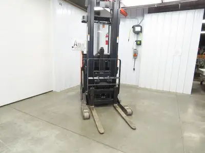 Doosan Forklift Stand On 36V Electric Pantograph Reach Truck 3241lbs 2569h 20' L