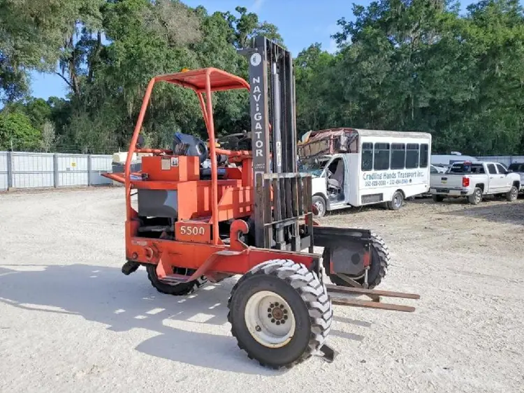 Used 2004 MOFFETT 5500 Internal Combustion Forklifts: Pneumatic Tire Texas US | MCO Truck & Equipment #1513845