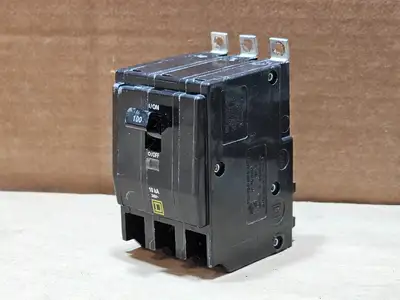USED SQUARE D QOB3100