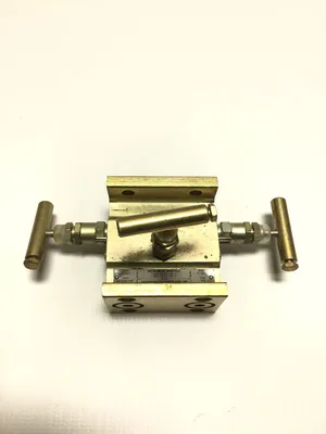 Anderson Greenwood M4AVC Instrument Manifold Valve Steel 6000 PSI