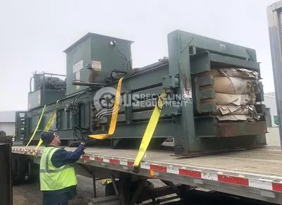 USED INTERNATIONAL 4430-60 WIDE MOUTH AUTO TIE HORIZONTAL