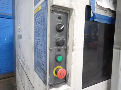 USED 2011 OKUMA CORPORATION GENOS M560V