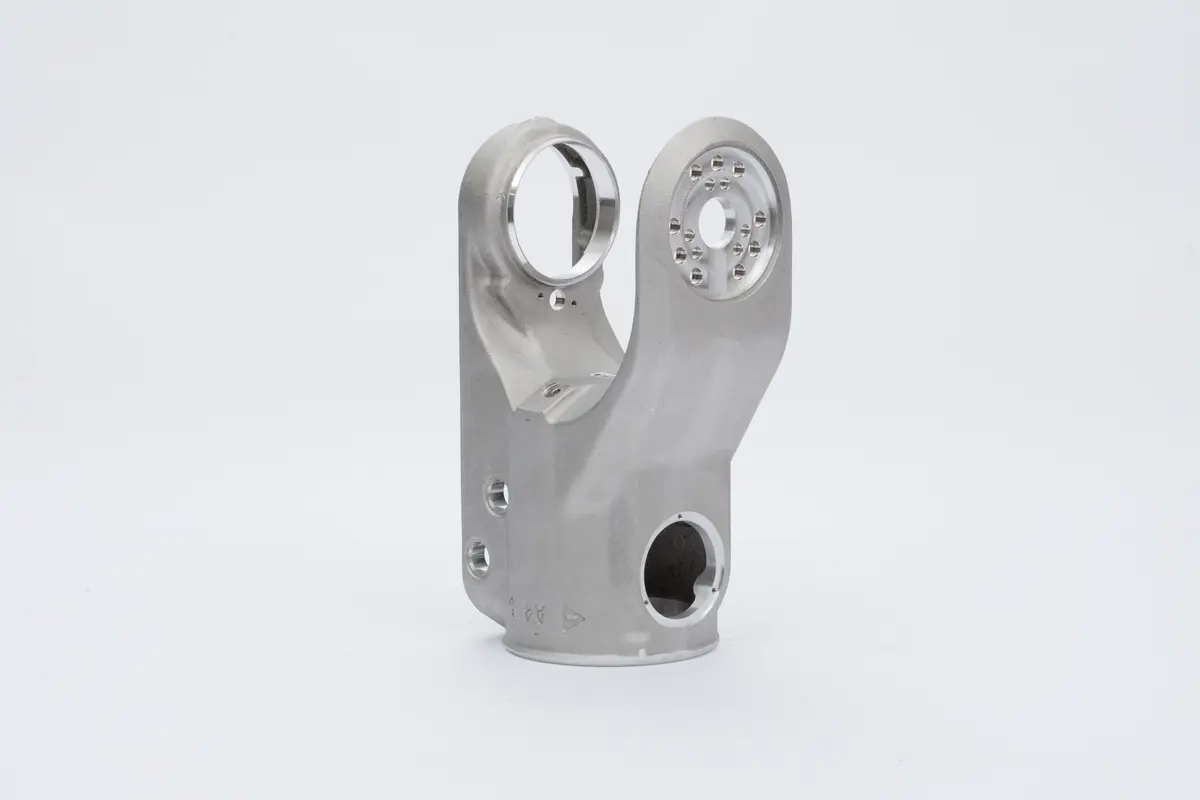 KUKA Housing, axis 5