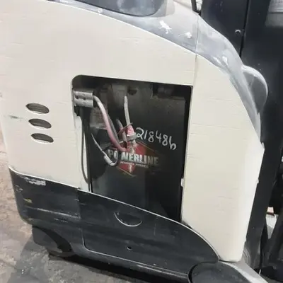 USED 2019 CROWN RR5725-45