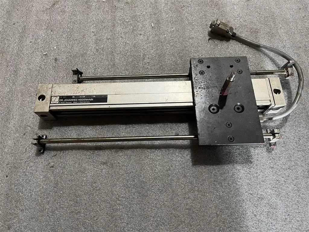 USED HEIDENHAIN RULER LS 623 270 MM