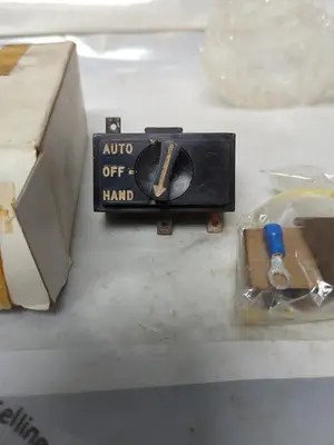 New | in-Stock SIEMENS 25-107-200-801 Miscellaneous Equipment (Electrical & Power) Ohio US | Surplus Asset Holdings #1237997